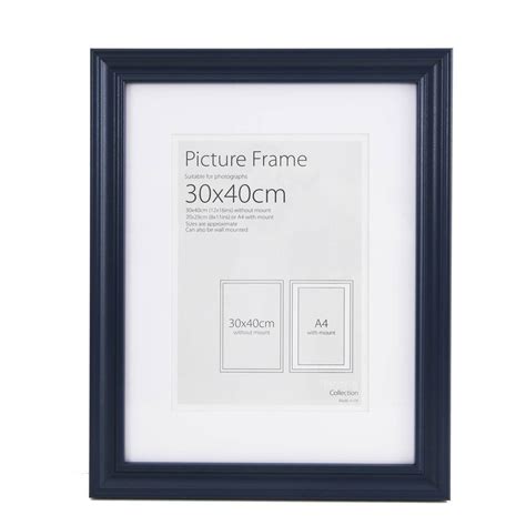 30 x 40cm photo frame.